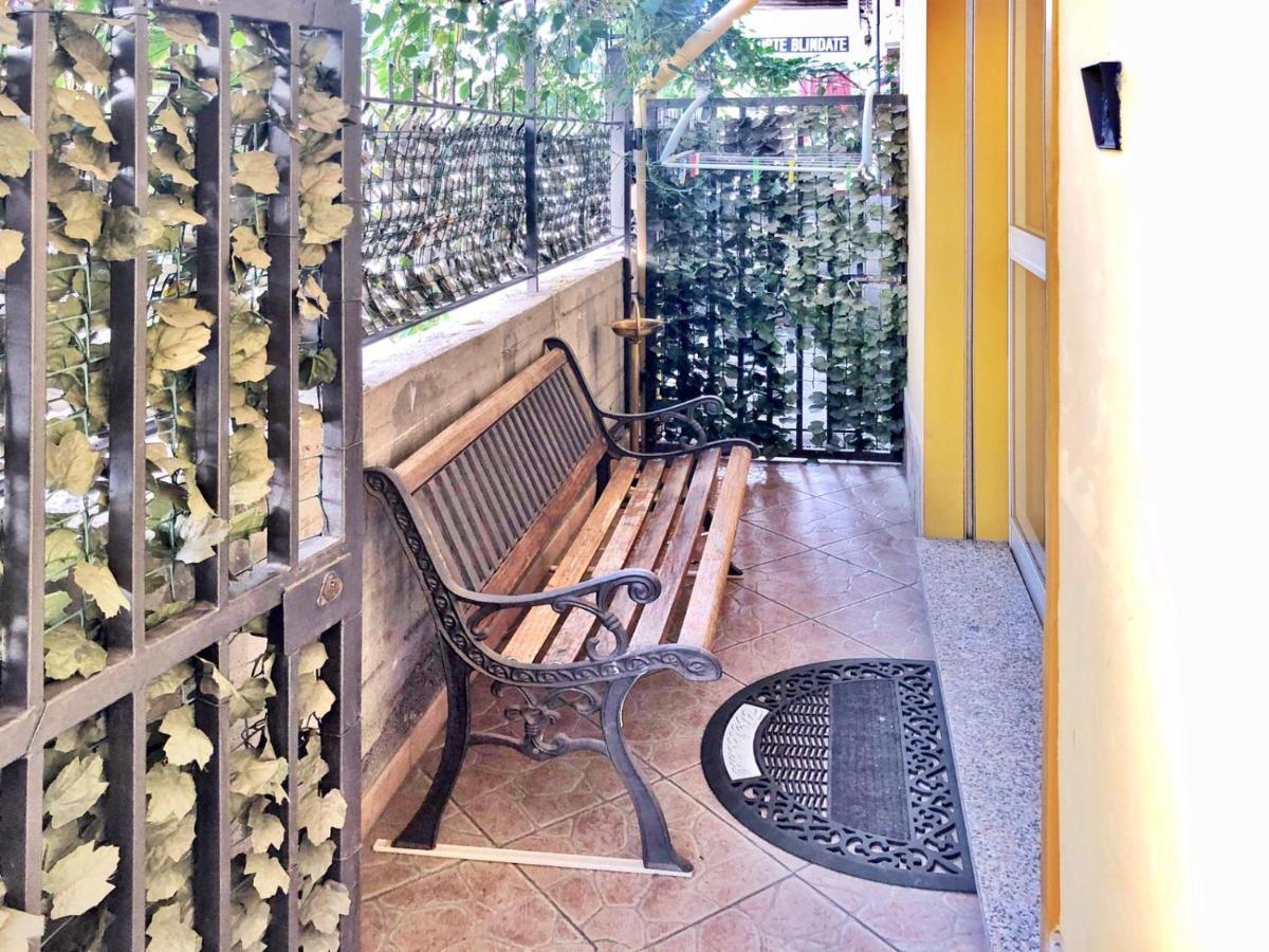 Tiziana Apartment Giardini Naxos Exterior foto
