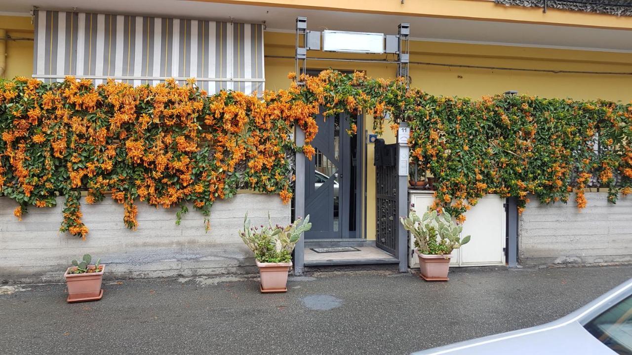 Tiziana Apartment Giardini Naxos Exterior foto